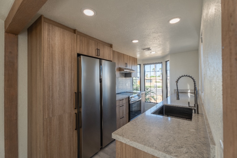 Building Photo - 73345 Royal Palm Dr