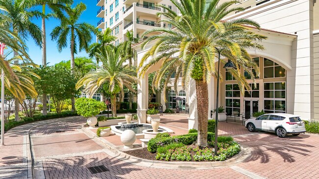 Building Photo - 610 W Las Olas Blvd