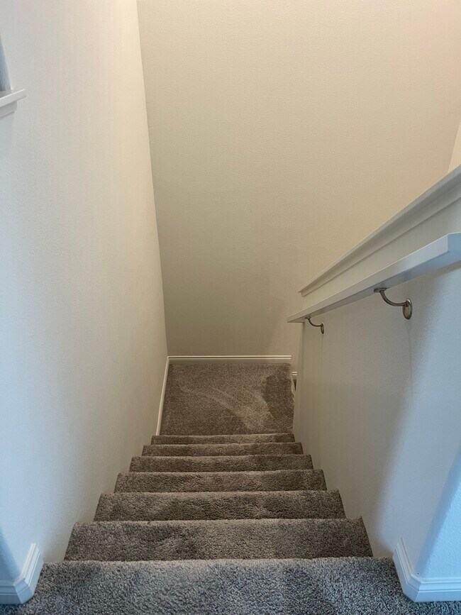 Building Photo - 54 Harmony Dr