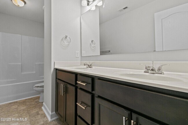 Building Photo - 4055 Irwin Dr