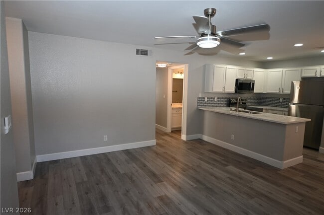 Building Photo - 2968 Juniper Hills Blvd