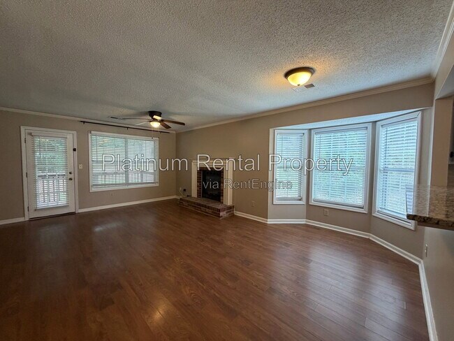 Building Photo - 5116 Laurel Bridge Ct SE