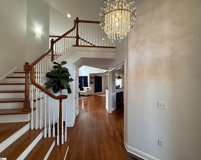 Building Photo - 19 Ruby Lake Ln