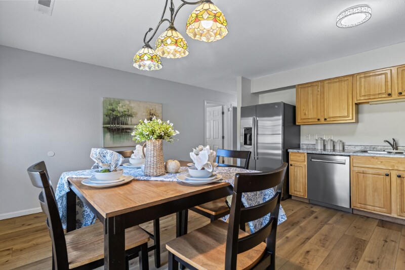 Building Photo - 1604 Napoleon Dr