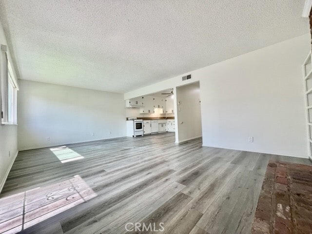 Building Photo - 7722 Cypress Dr