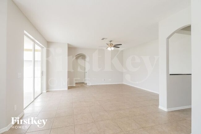 Building Photo - 18325 Cypress Haven Dr