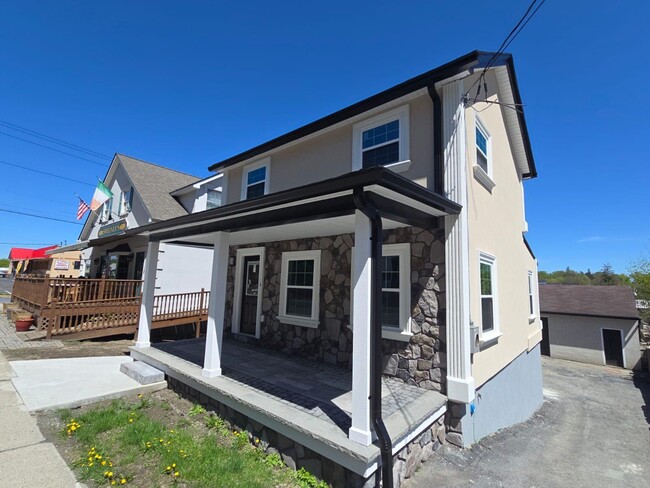Primary Photo - 35 Orange Ave