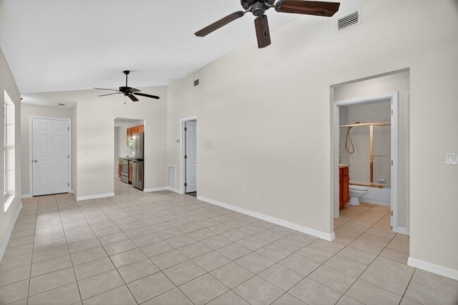 Building Photo - CHARMING SORRENTO RENTAL
