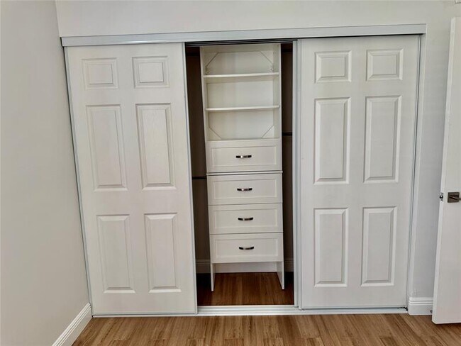 Building Photo - 5357 Buckhead Cir