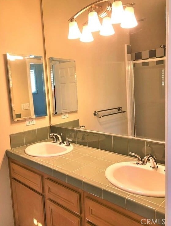 Building Photo - 243 Dewdrop