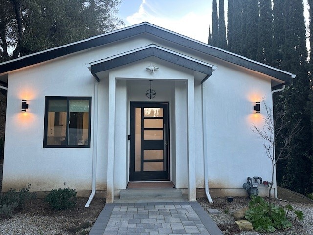 Building Photo - 15752 Royal Ridge Rd