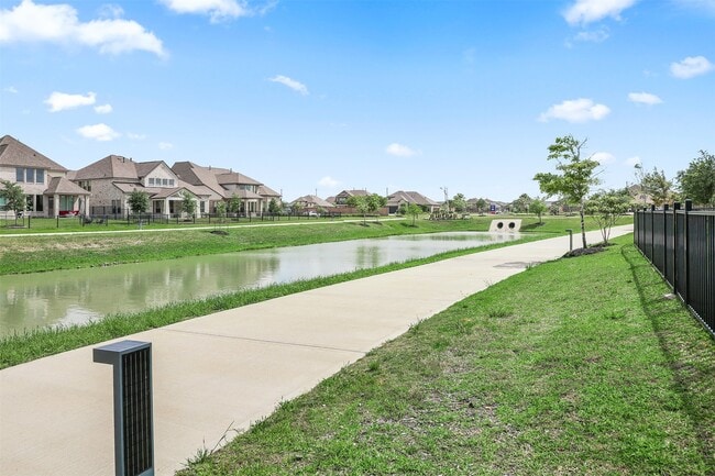 Building Photo - 2733 Arbor Edge Crossing