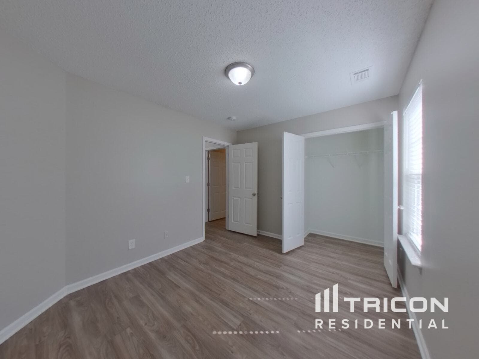 Building Photo - 2000 Taras Trace Dr