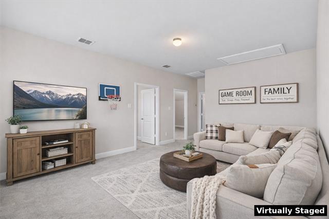 Building Photo - 576 Spruce Trail