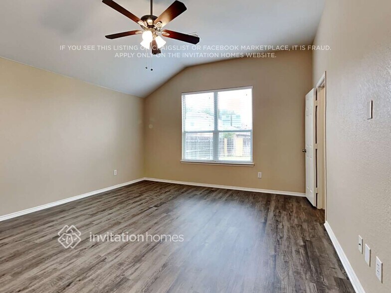 Building Photo - 1004 Colbert Dr