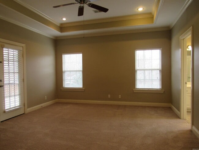 Building Photo - 125 Orleans Dr