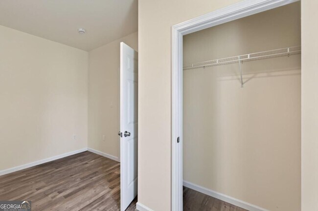 Building Photo - 160 Janney Cir
