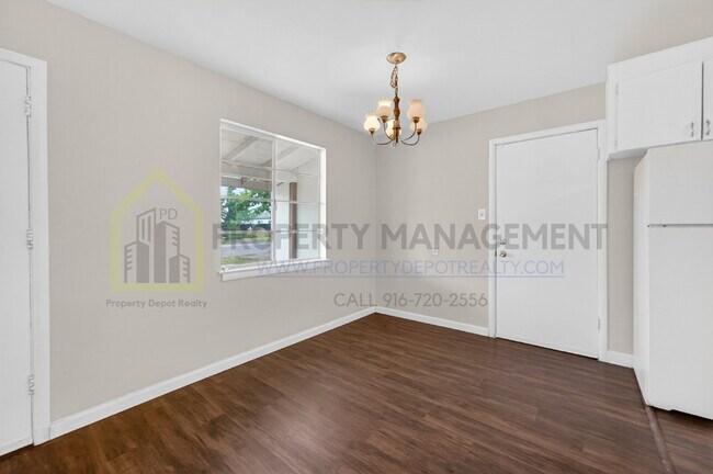 Building Photo - Charming 3-Bedroom Gem on Albatross Way - Cozy Living in Sacramento