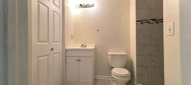 Building Photo - 6331 Windmill Cir