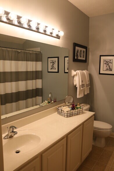 Building Photo - 5993 Treven Way