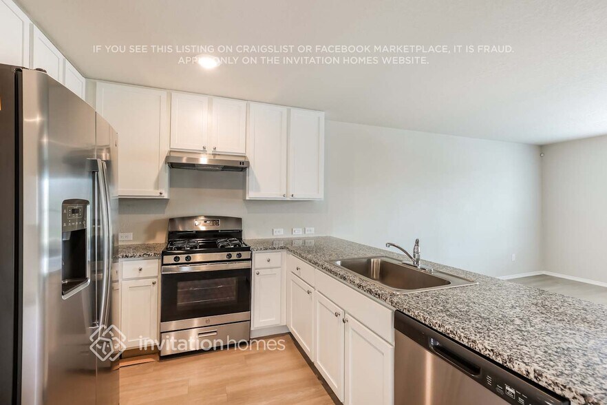 Building Photo - 4160 Southton Tarn