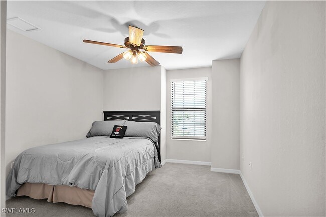 Building Photo - 11884 Boxelder Way