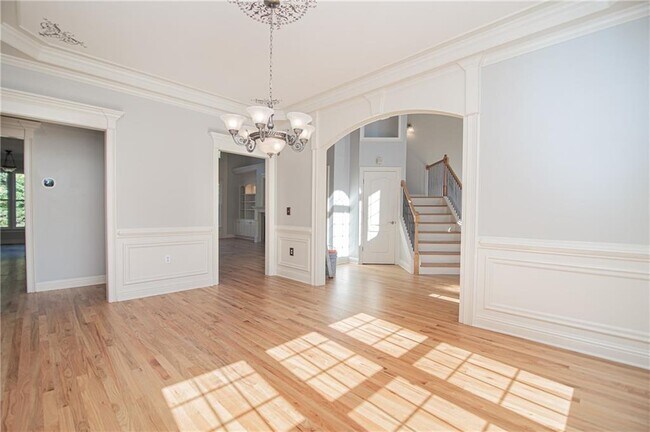 Building Photo - 4012 Erin Dr