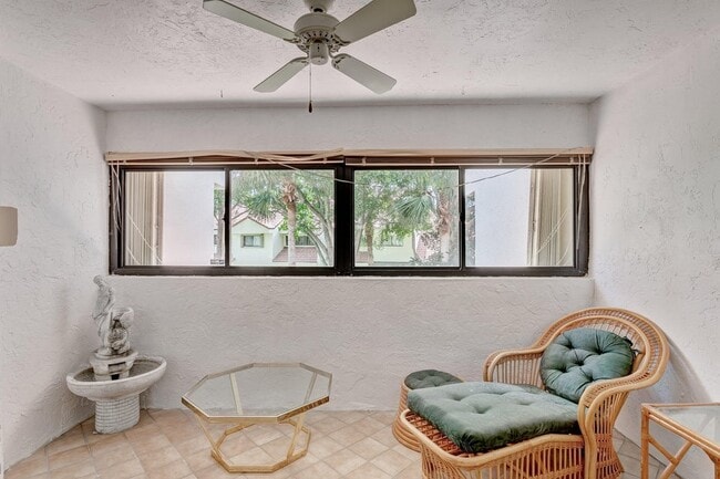 Building Photo - 206 Sea Oats Dr