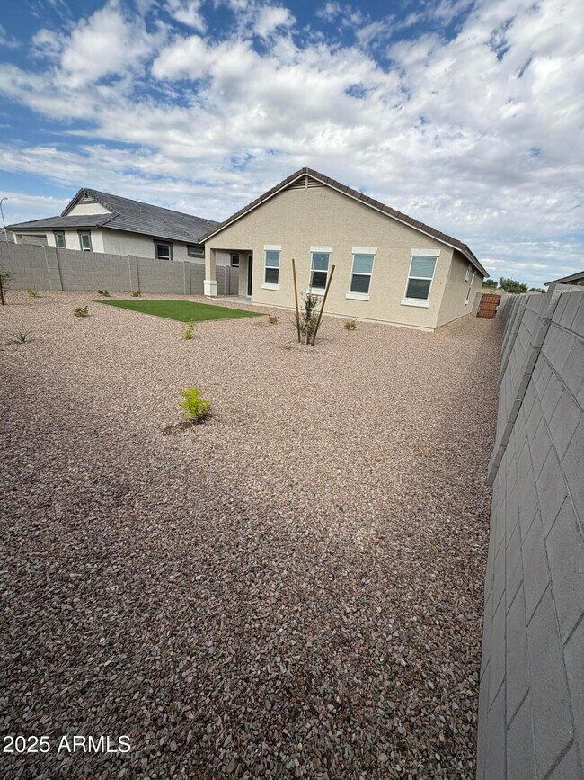 Building Photo - 17715 W Turquoise Ave