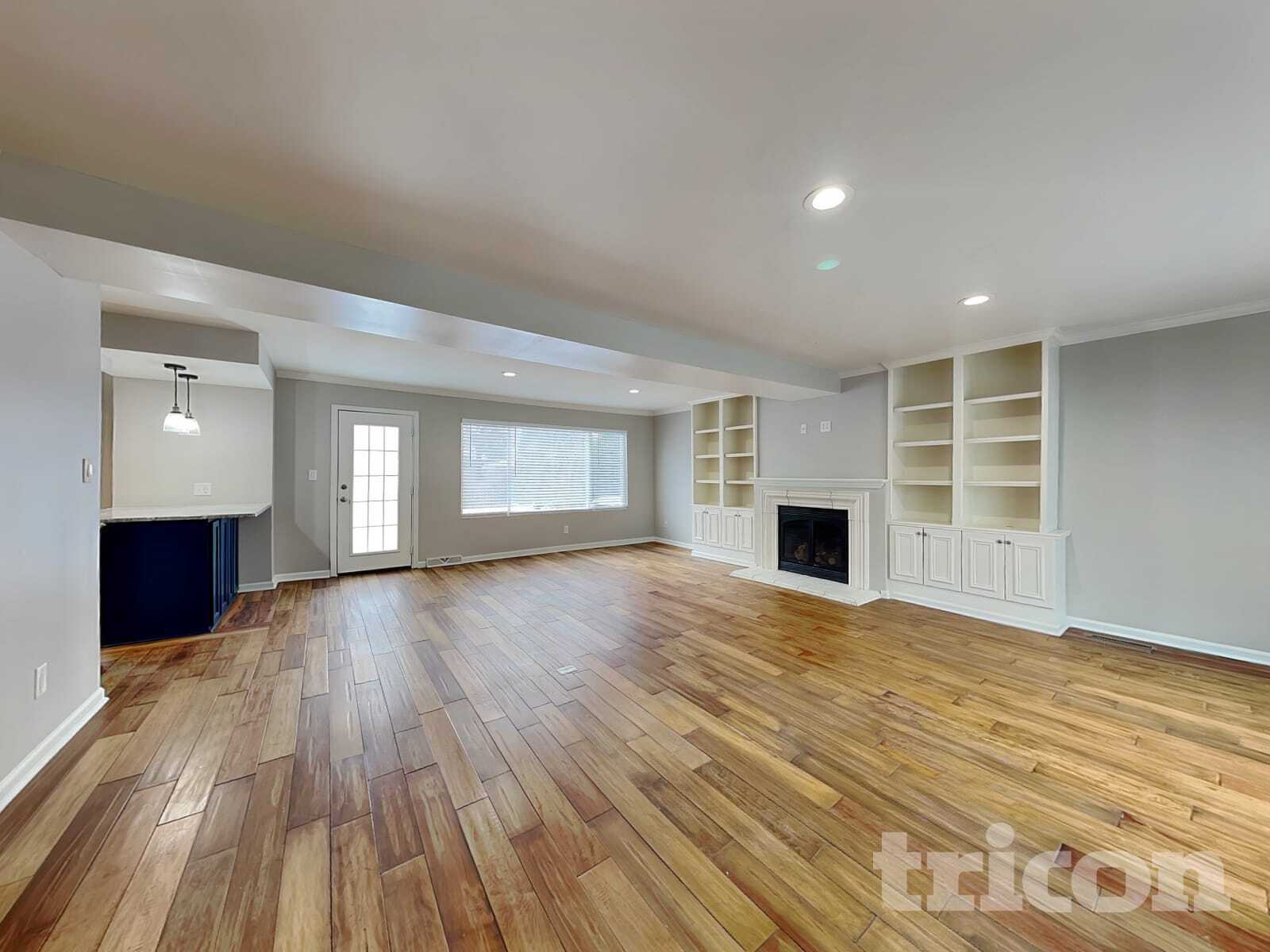 Building Photo - 7035 Montroff Cir