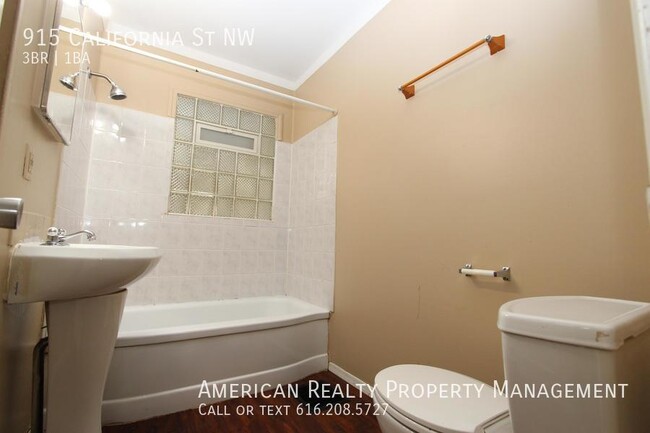 Building Photo - 915 California St NW