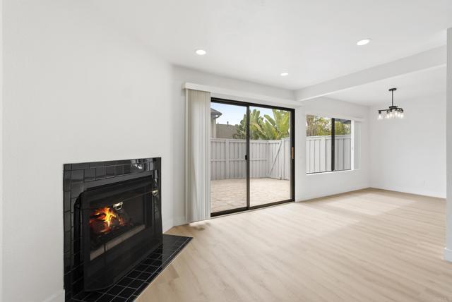 Building Photo - 3213 Via Marin