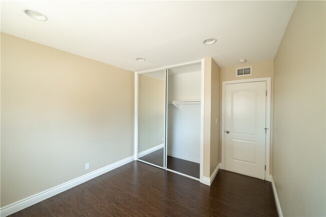 Building Photo - 14712 Emerywood Rd