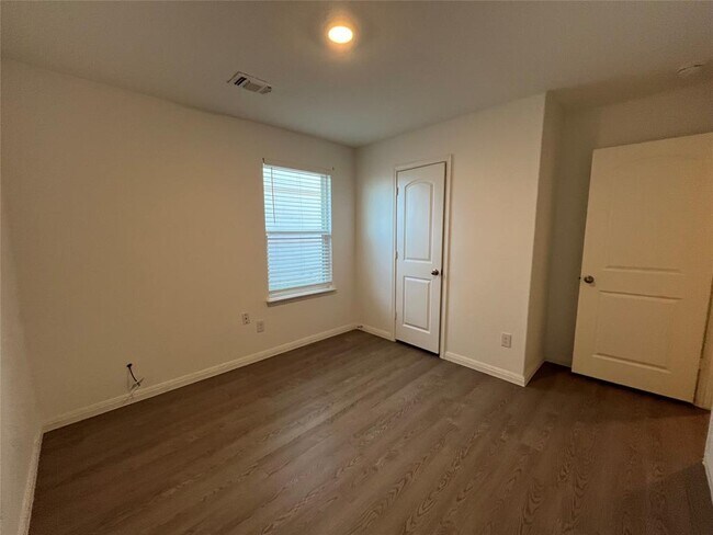 Building Photo - 14141 Prospector Wy