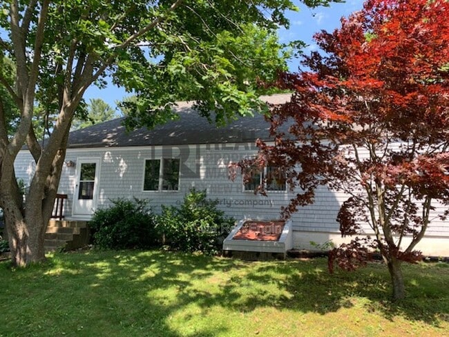 Building Photo - 139 Philbrick Ave