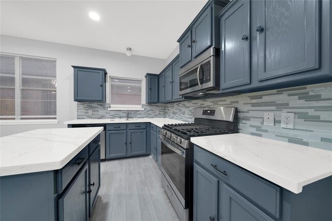 Building Photo - 15834 Mountain Mist Trail