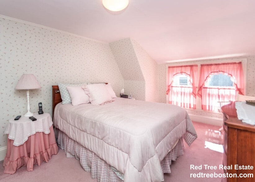 Building Photo - 41 Rich St