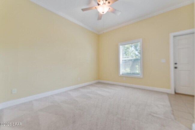 Building Photo - 100 Downing St