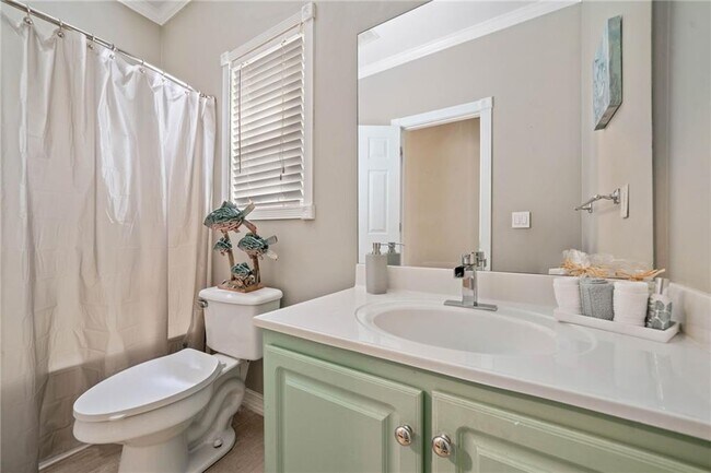 Building Photo - 3338 Hackmatack Dr NW