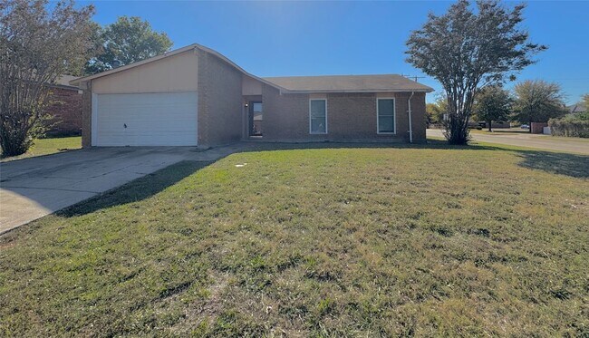 Primary Photo - 424 Green Canyon Dr