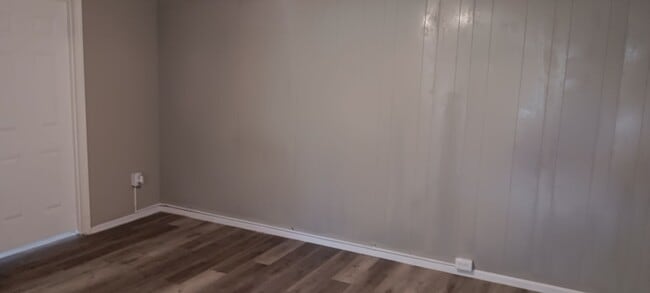 Building Photo - Coming Soon! Newly Renovated Home in Kansa...