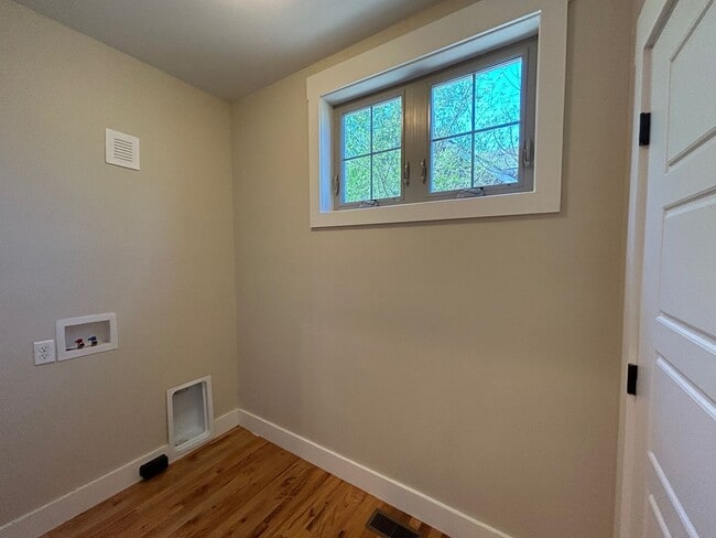 Building Photo - North AVL - Green Built Custom Home, Conve...