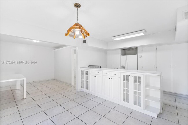 Building Photo - 6436 Miami Lakes Dr