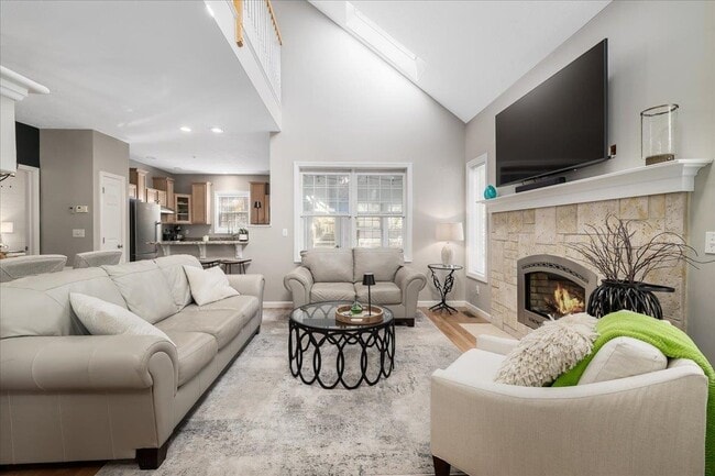 Building Photo - 1 Summer Snow Ln