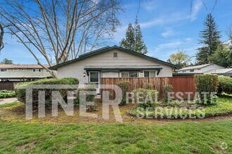 Building Photo - Well Maintained Glenbrook South Condo in L...