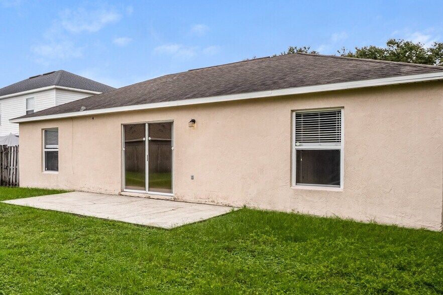 Building Photo - 4212 Stonefield Dr