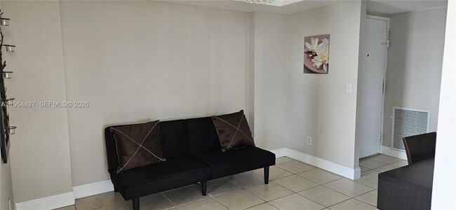 Building Photo - 2851 NE 183rd St