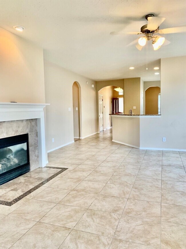 Building Photo - 2510 Windy Vale Trail