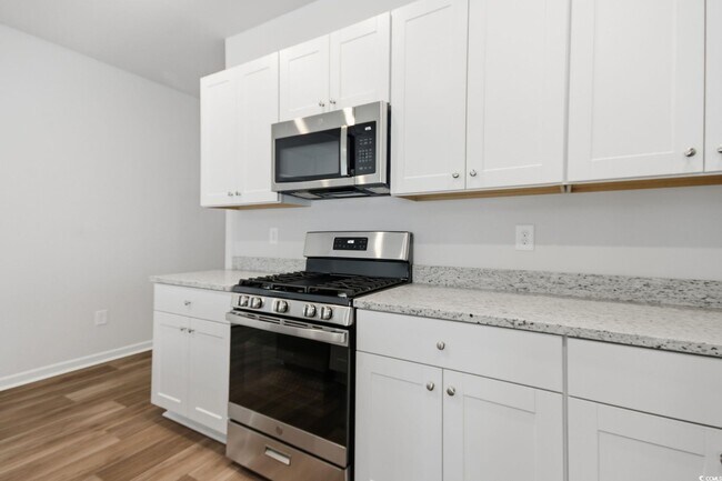 Building Photo - 1121 Tibetan St