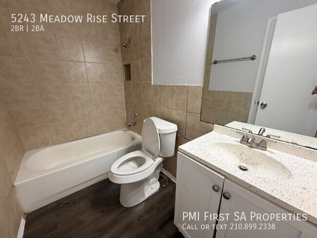 Building Photo - 5243 Meadow Rise St